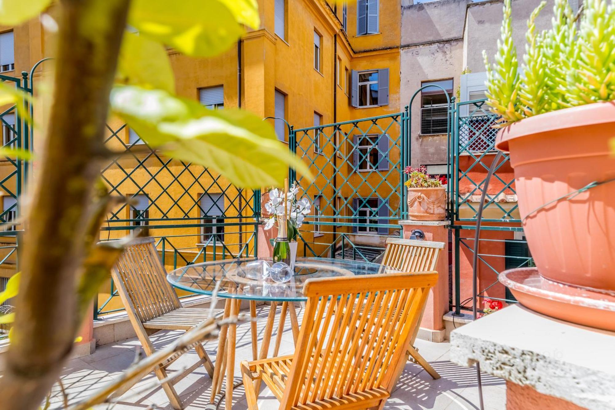 Bbhome Panoramic Flat Colosseo With Private Terrace Appartamento *